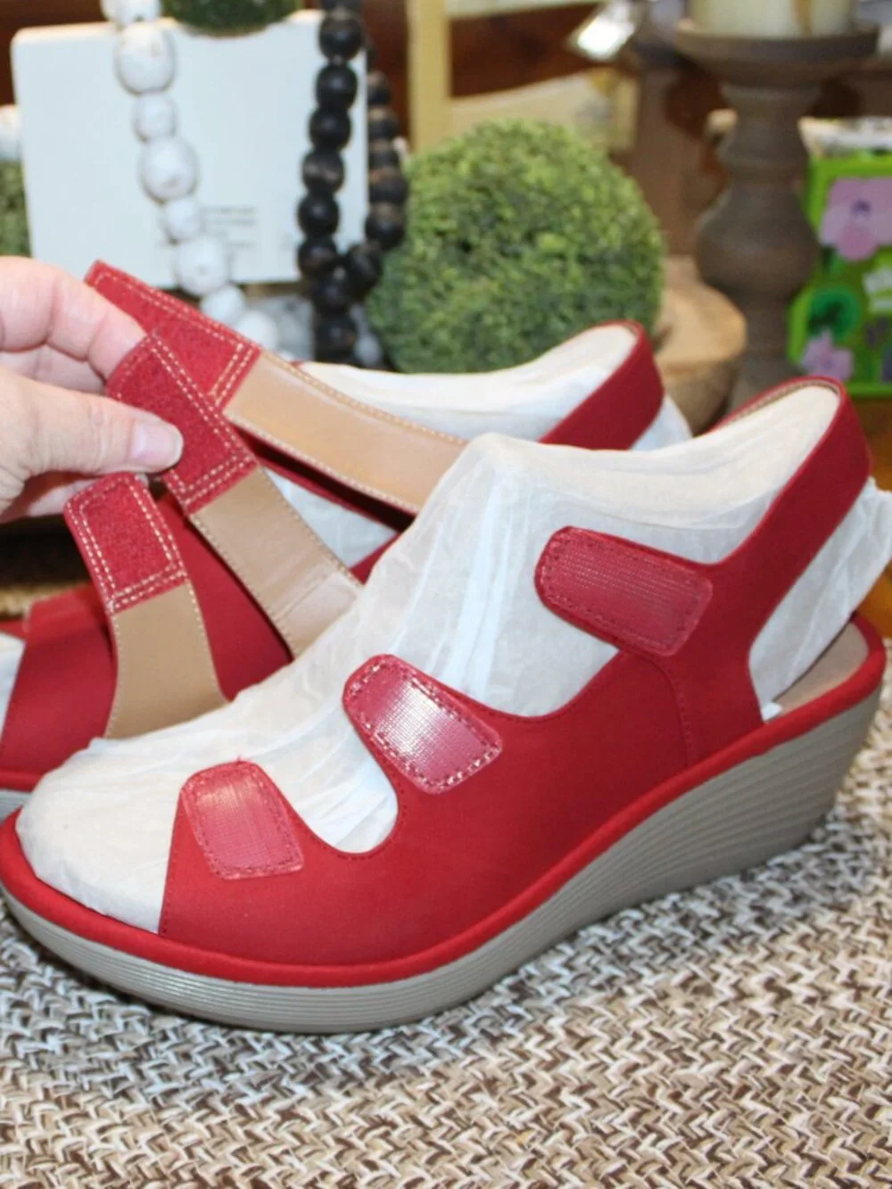 NWT Clark Reedly Juno Wedge sandals 9 1/2 WIDE SHARP! COMFY! - Picture 5 of 15